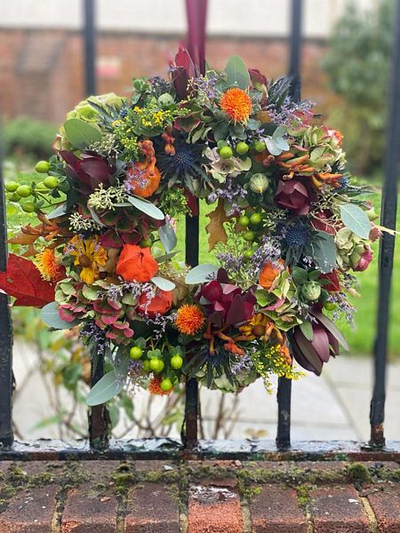 Autumnal Workshop at South Mill Arts, Bishops Stortford, Wednesday 21st September. Follow the trend and create your own autumnal wreath.